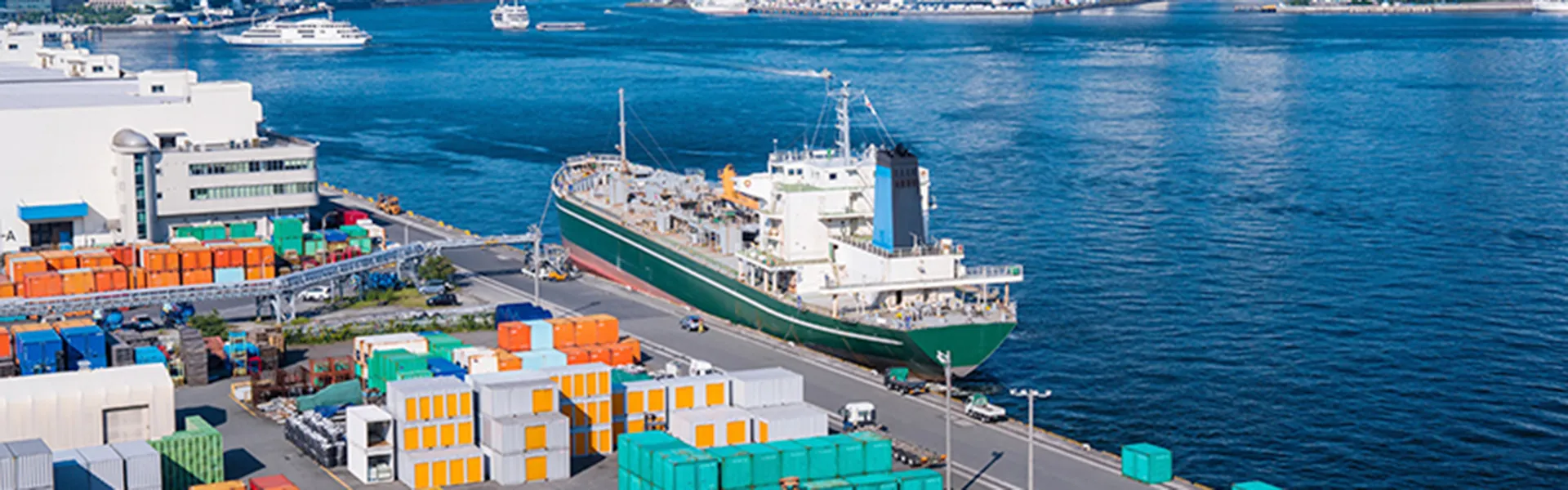 ホームページを公開致しました。